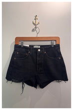 Load image into Gallery viewer, The Parker Short