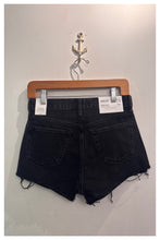 Load image into Gallery viewer, The Parker Short