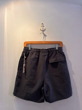 Load image into Gallery viewer, Vacation Trunks