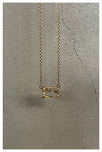 Load image into Gallery viewer, Sunstone Crystal Necklace

