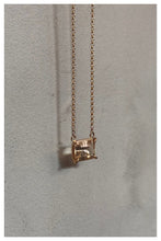 Load image into Gallery viewer, Sunstone Crystal Necklace
