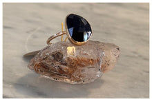 Load image into Gallery viewer, Black Spinel Ring
