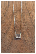 Load image into Gallery viewer, Sunstone Necklace 14k
