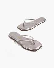 Load image into Gallery viewer, The Square Toe Lily
